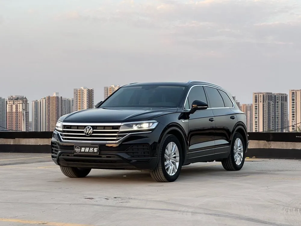 Volkswagen Touareg 2.0TSI Navigator Special Edition, 2021 — фото 1