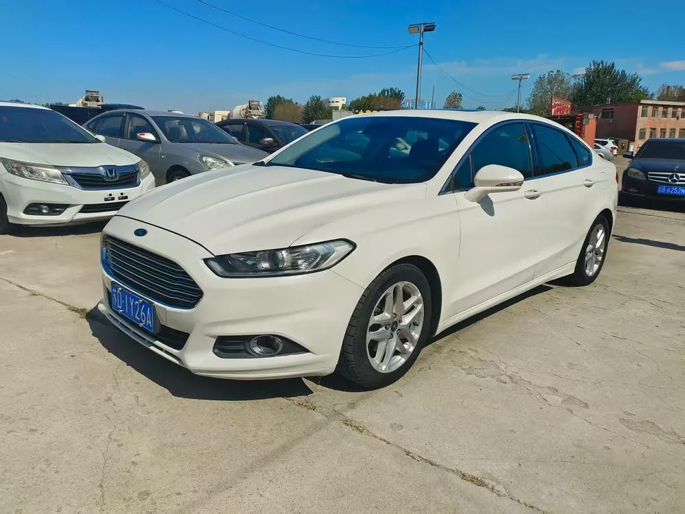 Ford Mondeo 1.5L GTDi180 Fashion Version, 2013 — фото 1