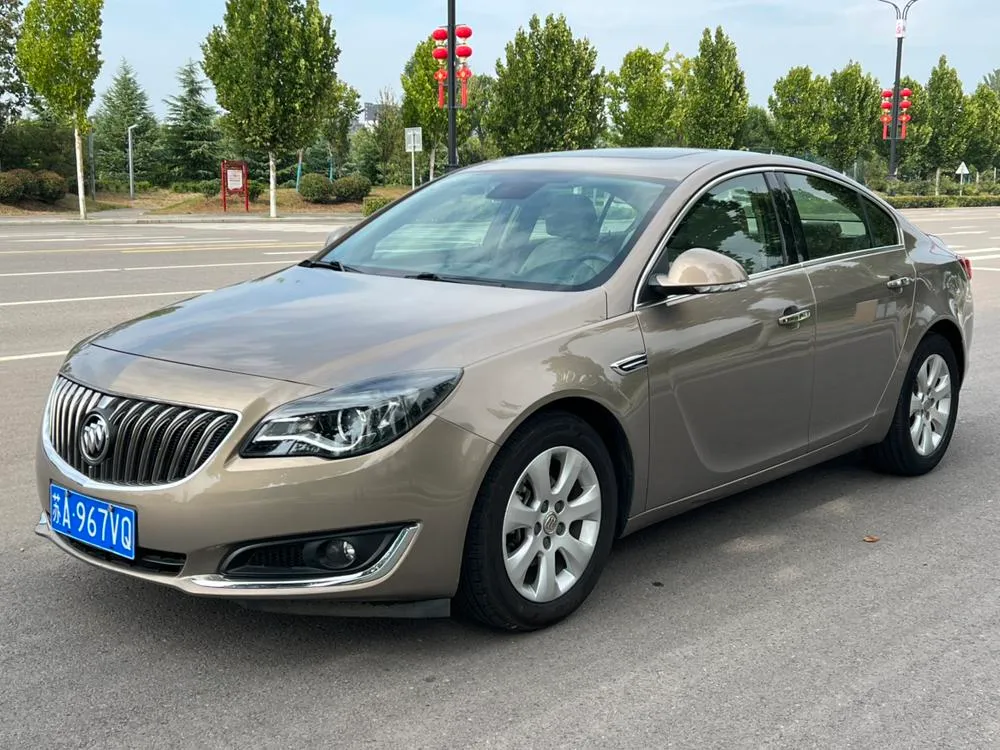Buick Regal 2.0L Elite Fashion Version, 2015 — фото 1