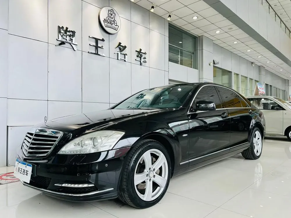 Mercedes-Benz S-Class, 2010