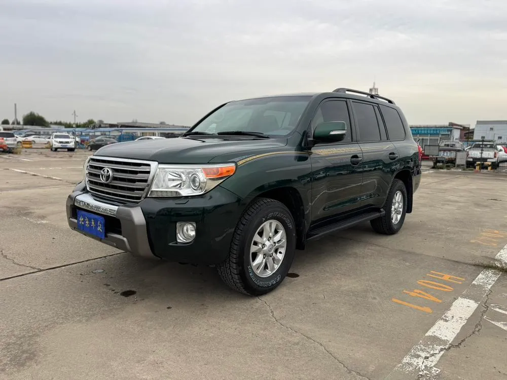 Toyota Land Cruiser, 2012