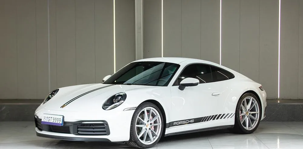 Porsche 911, 2023