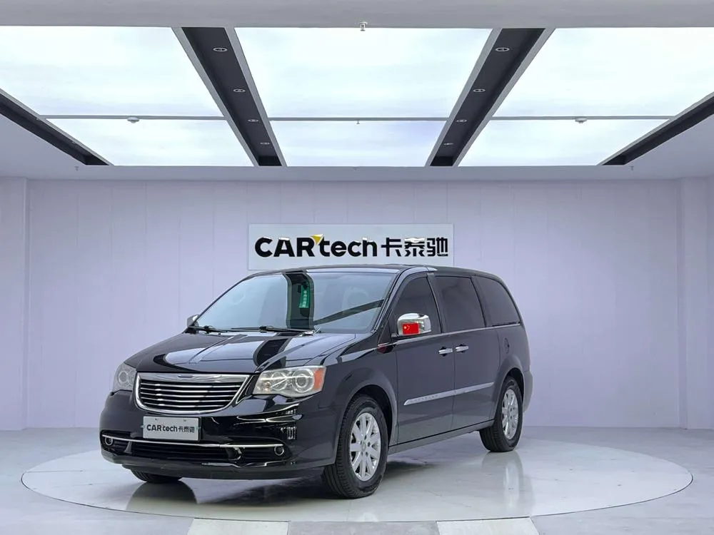 Chrysler Grand Voyager (Import), 2014