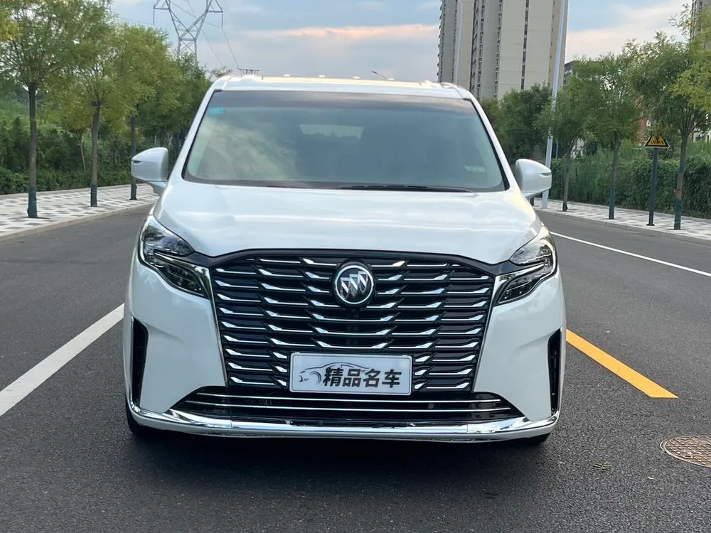 Buick GL8, 2018