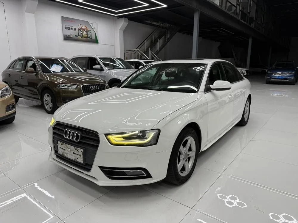 Audi A4L 35 TFSI Auto Standard Version, 2013 — фото 1