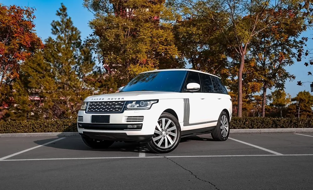 Ленд Ровер Range Rover 3.0T Parallel Import, 2016 — фото 1