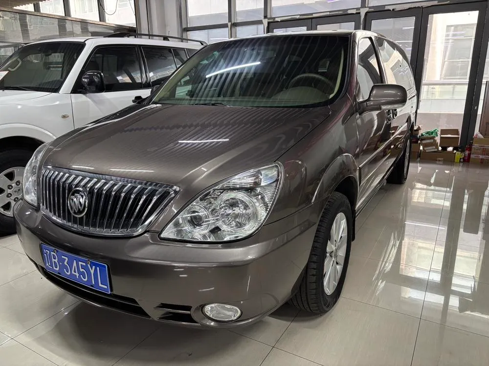 Buick GL8 2.4L Classic Edition, 2013 — фото 1