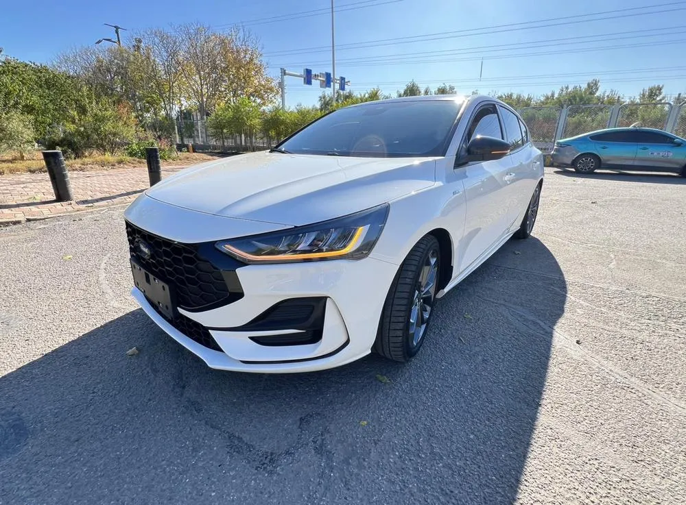 Ford Focus, 2022