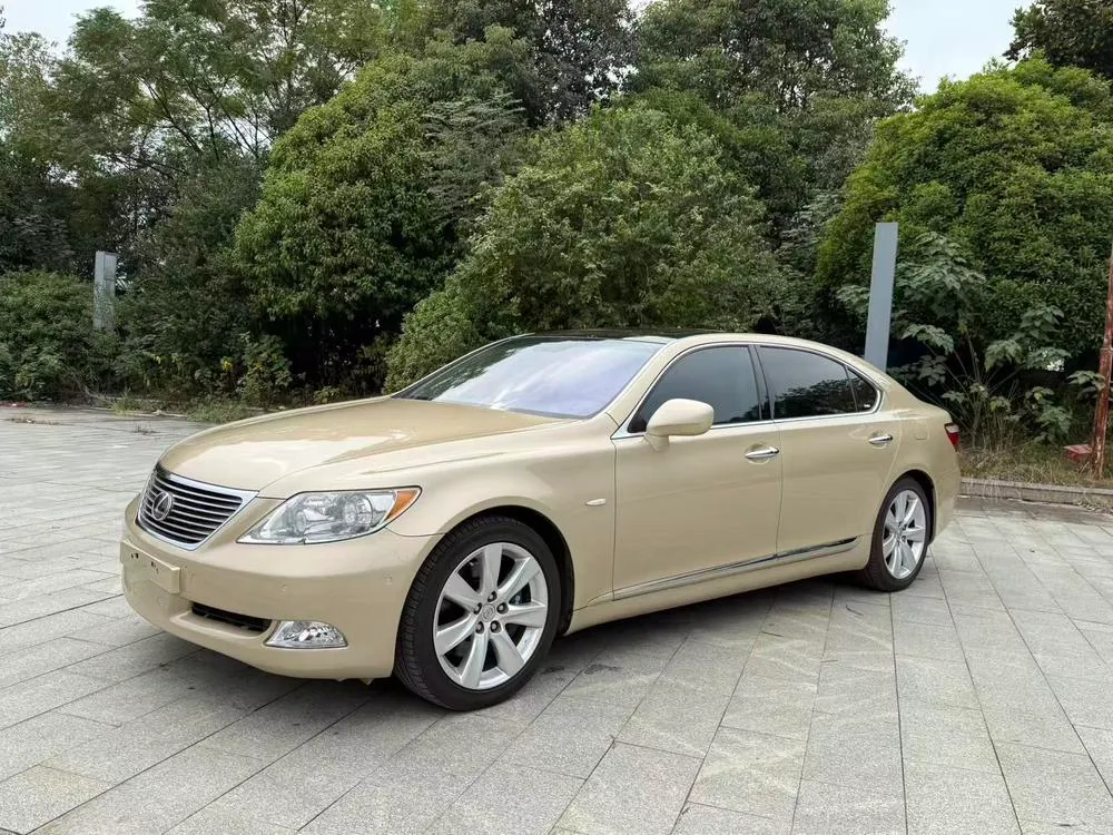 Lexus LS, 2006