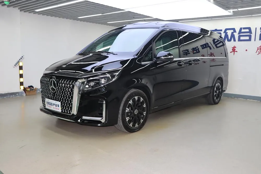 Mercedes-Benz V-Class, 2024