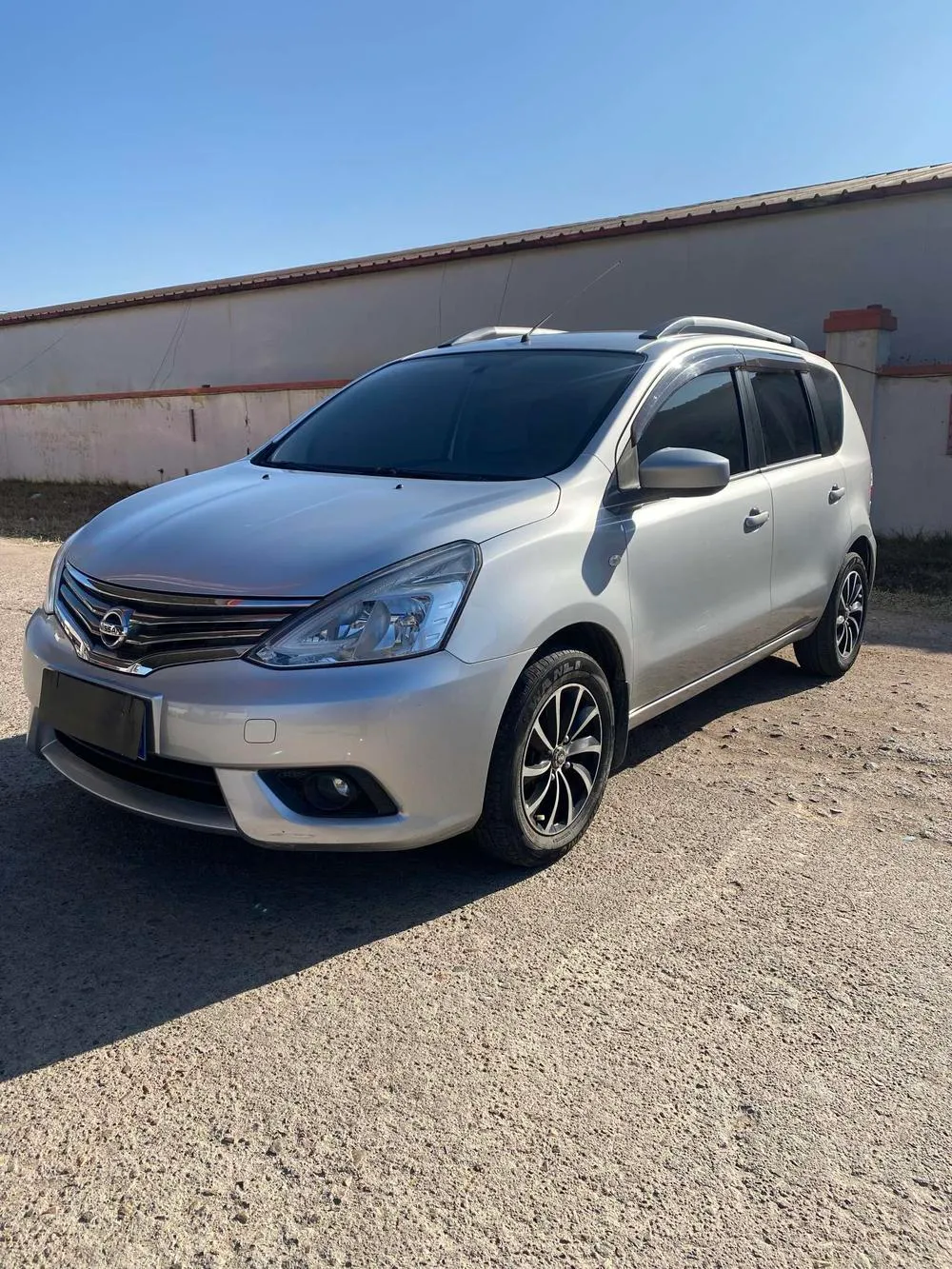 Nissan Livina 1.6XE CVT Comfort Edition, 2013 — фото 1