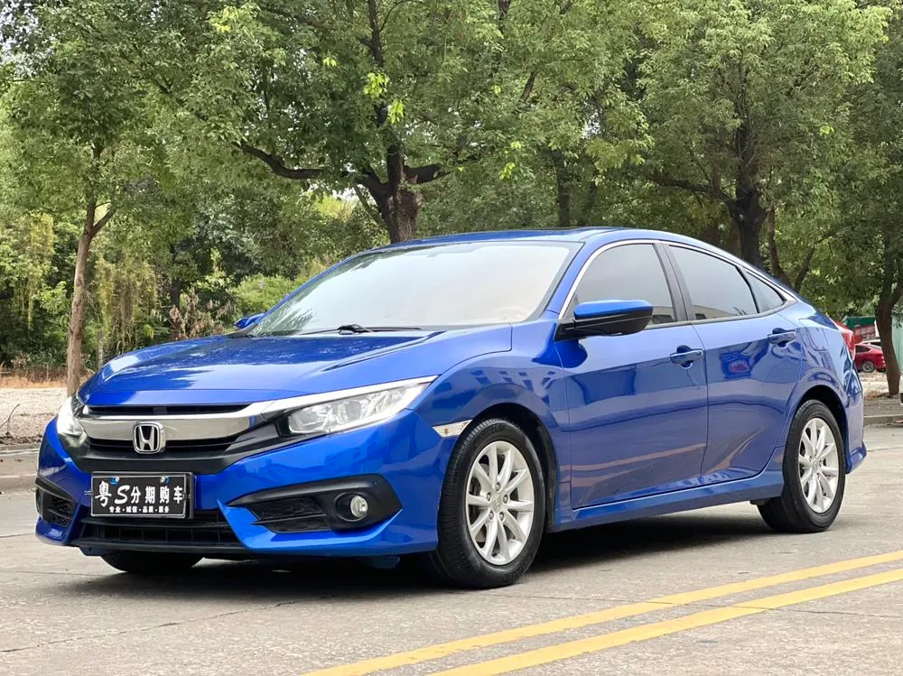Honda Civic 180TURBO CVT Comfort Edition, 2016 — фото 1
