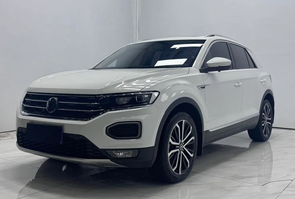 Volkswagen T-Roc 280TSI DSG 2WD Smart Connected Edition, 2021 — фото 1