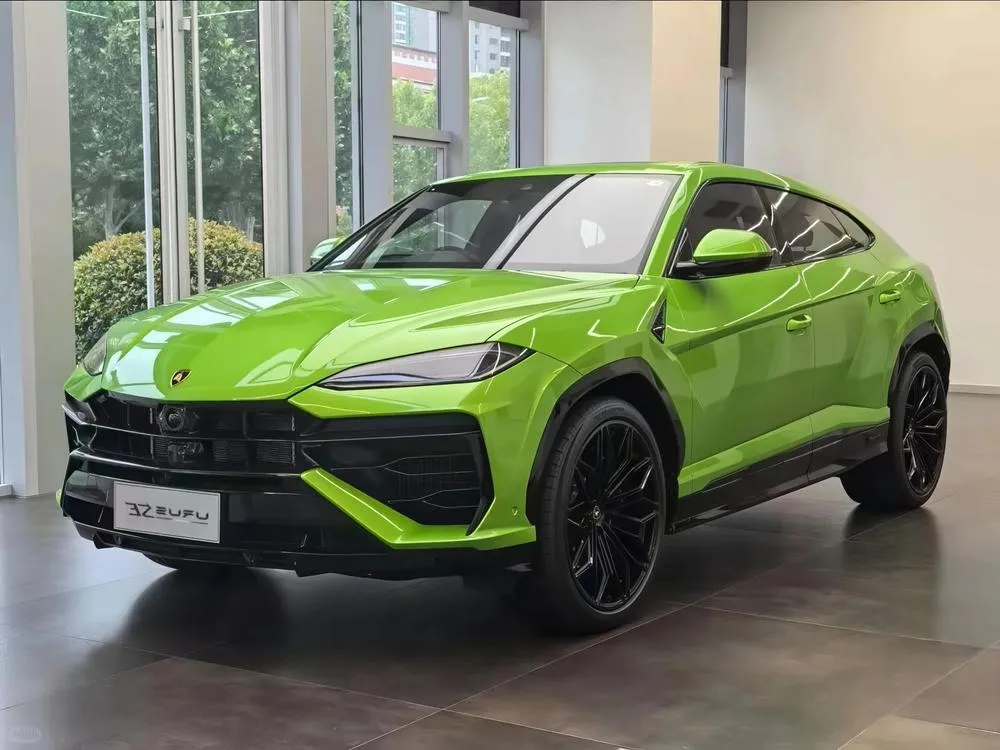 Lamborghini Urus SE, 2025