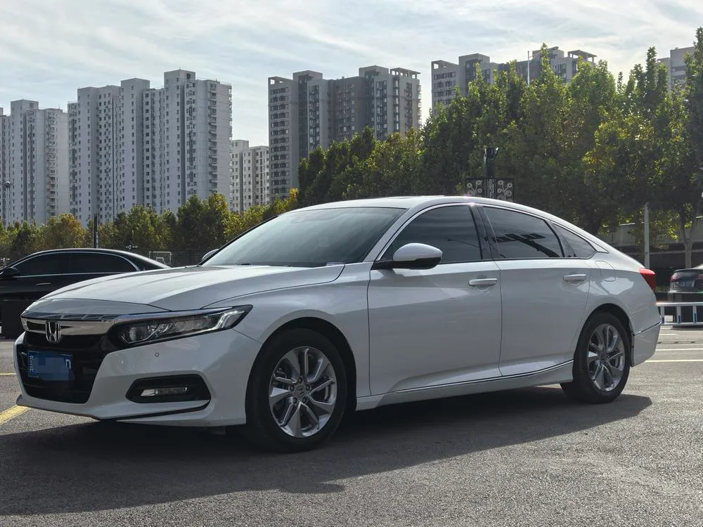 Honda Accord 260TURBO Luxury · Limited Edition, 2021 — фото 1