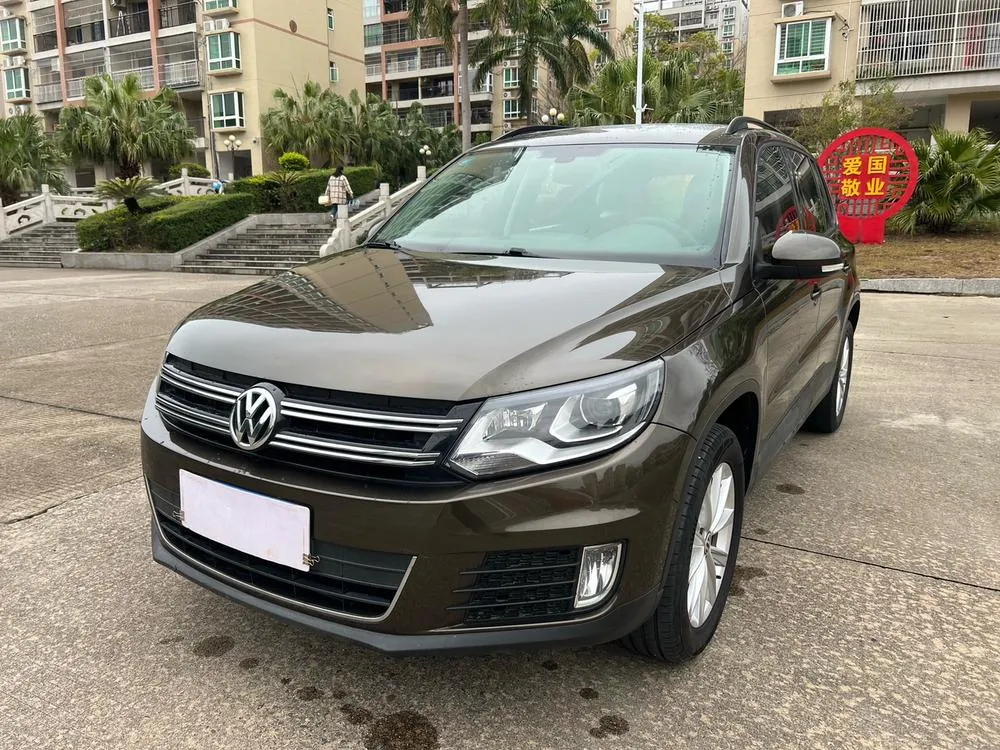 Volkswagen Tiguan 1.8TSI Auto 2WD Style Edition, 2015 — фото 1