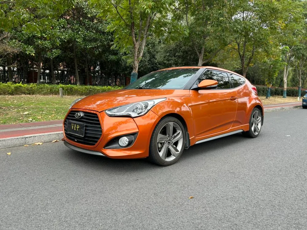 Hyundai Veloster 1.6T Auto Luxury Edition, 2012 — фото 1