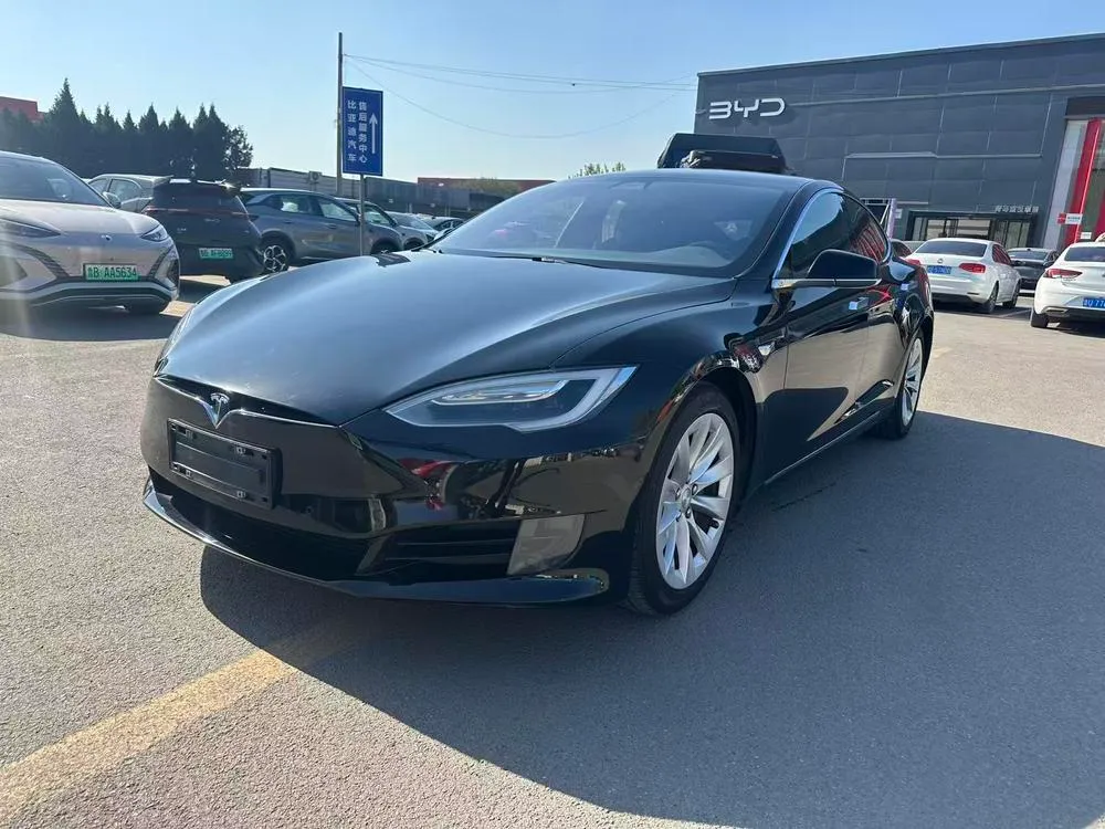 Tesla Model S, 2016