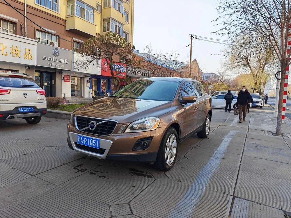 Volvo XC60 (Import), 2010
