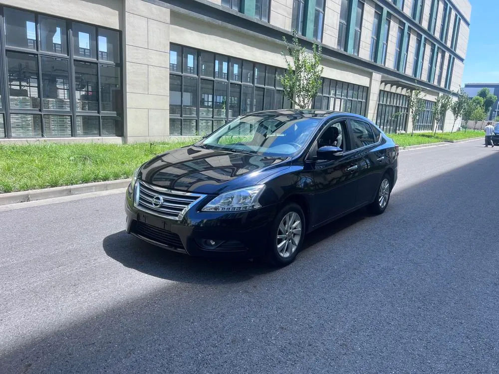 Nissan Sylphy 1.8XL CVT Luxury Edition, 2012 — фото 1