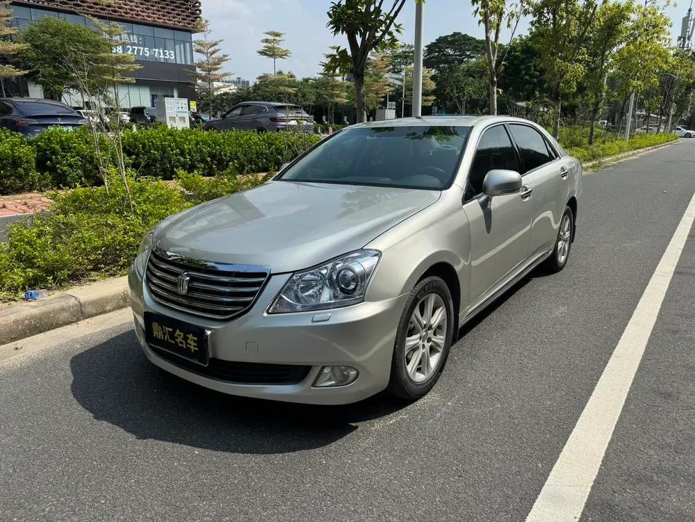 Toyota Crown 3.0L Royal Saloon Prestige Edition, 2010 — фото 1