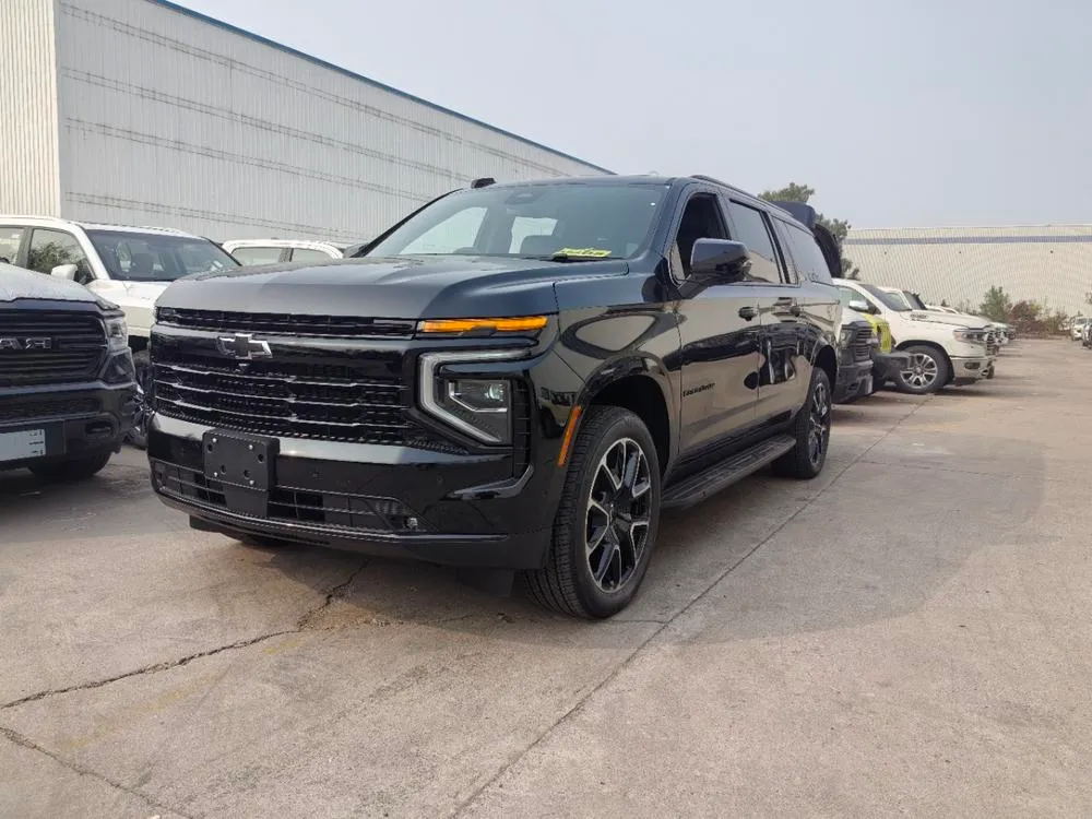 Chevrolet Suburban, 2025