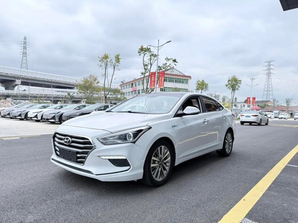 Hyundai Mistra 1.6T Auto Smart Version GLS CN5, 2017 — фото 1
