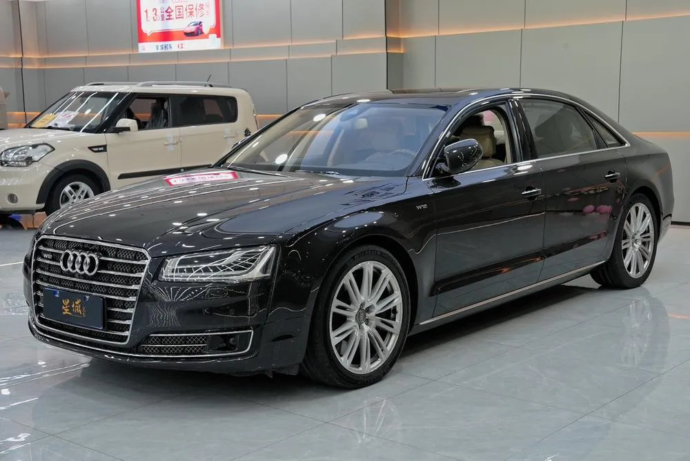 Audi A8, 2014