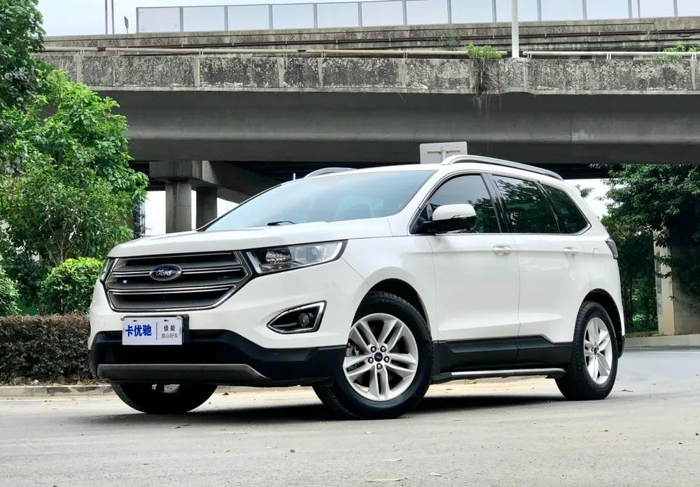 Ford Edge EcoBoost 245 2WD Sharp Version 5 Seater, 2018 — фото 1