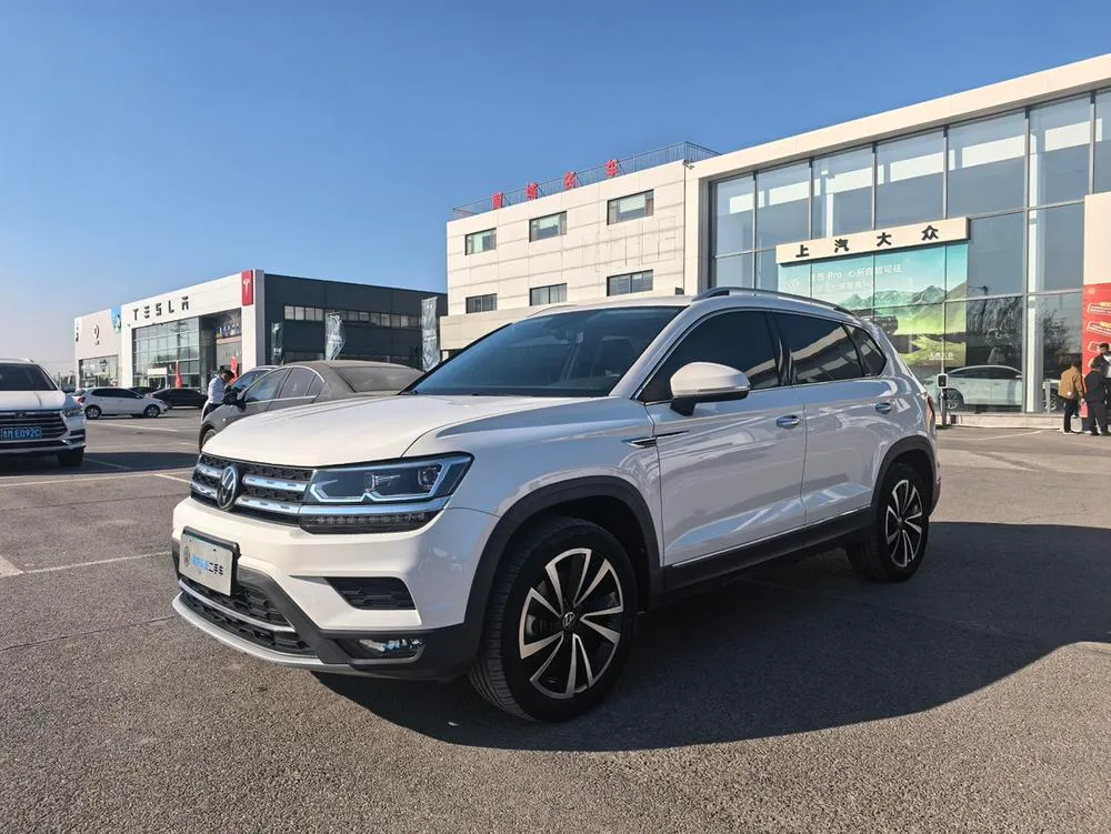 Volkswagen Tharu 330TSI 4WD Luxury Edition, 2022 — фото 1