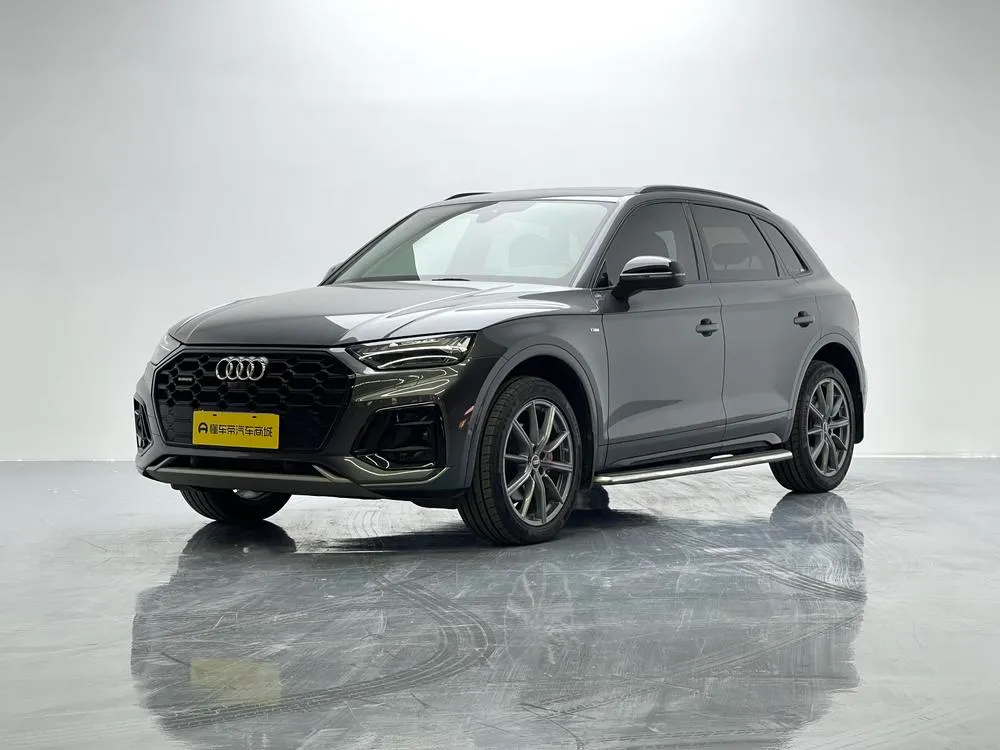 Audi Q5L 45T Refined Version, 2022 — фото 1