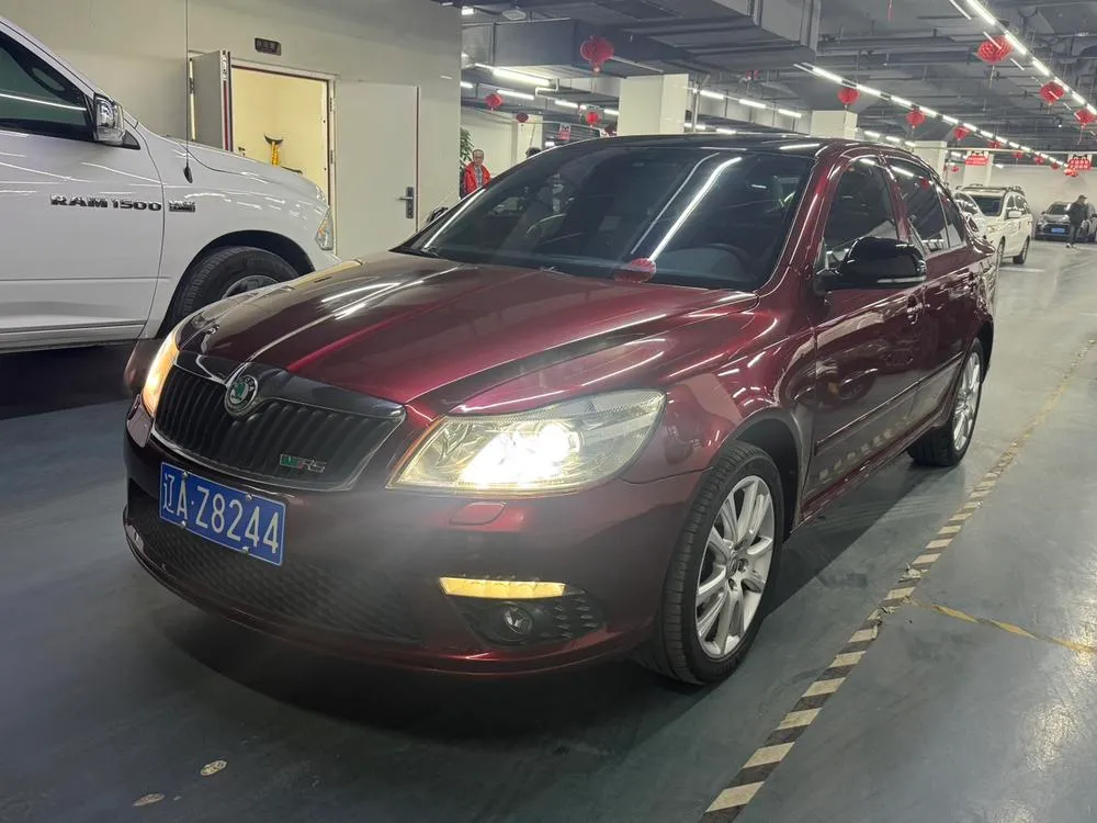 Skoda Octavia 2.0TSI RS, 2010 — фото 1