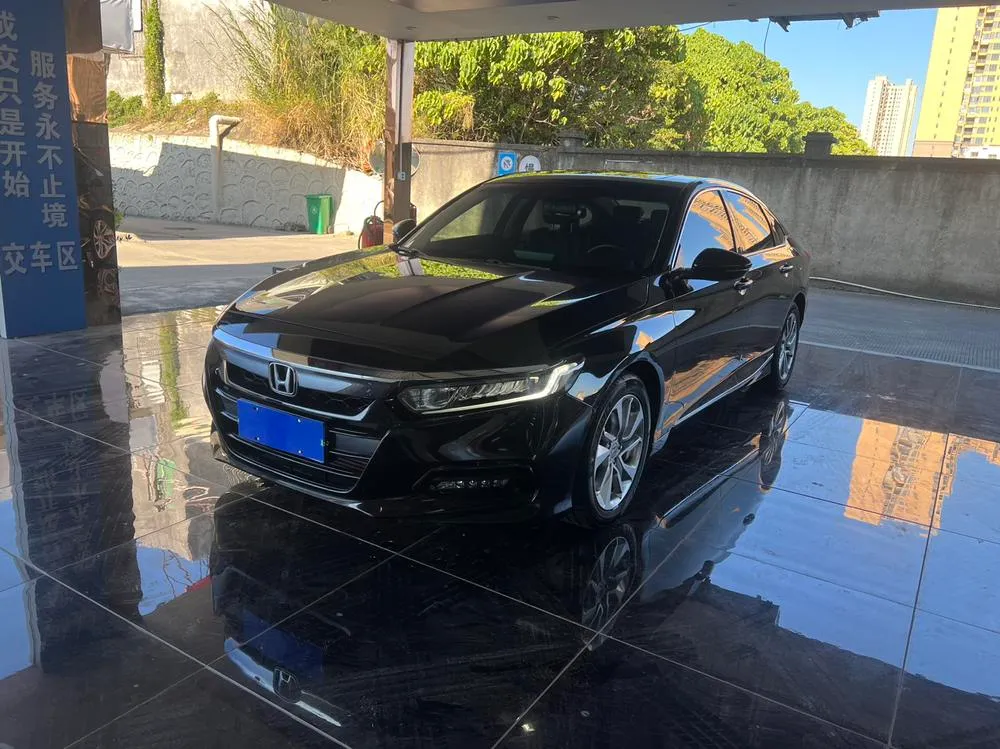 Honda Accord 260TURBO Elite Edition CN6, 2018 — фото 1