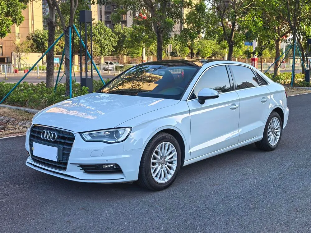 Audi A3 Limousine 35 TFSI Special Edition, 2016 — фото 1
