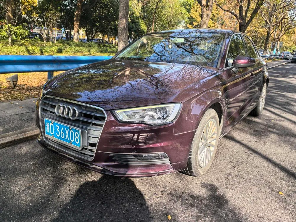 Audi A3 Limousine 35 TFSI Special Edition, 2016 — фото 1