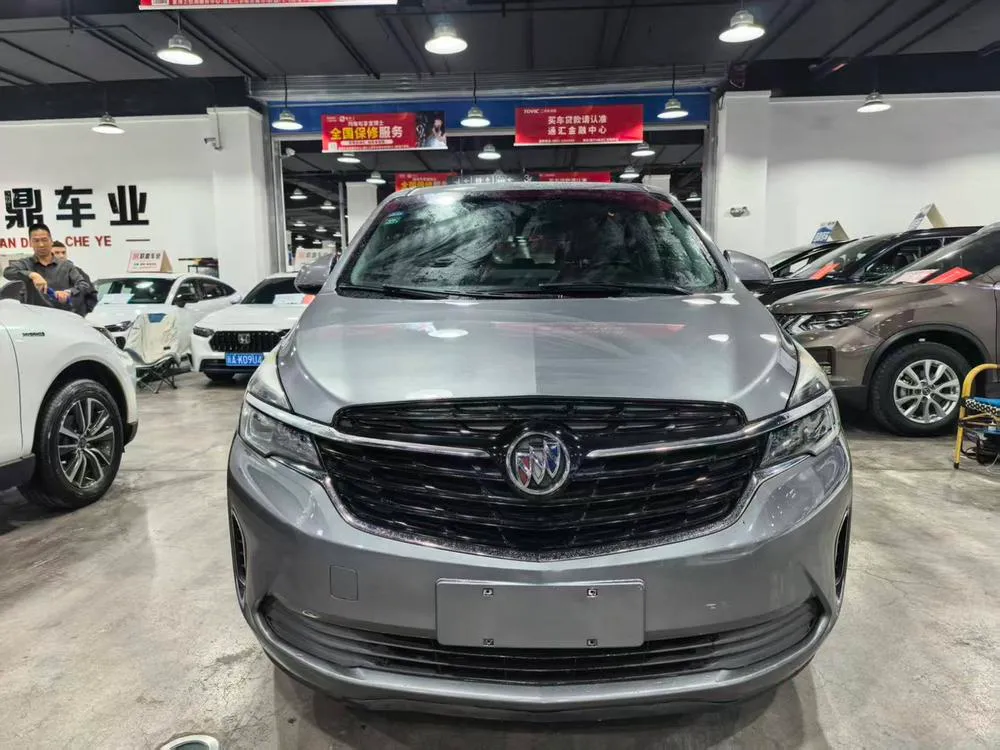 Buick GL8 Facelift 652T Luxury Version, 2021 — фото 1