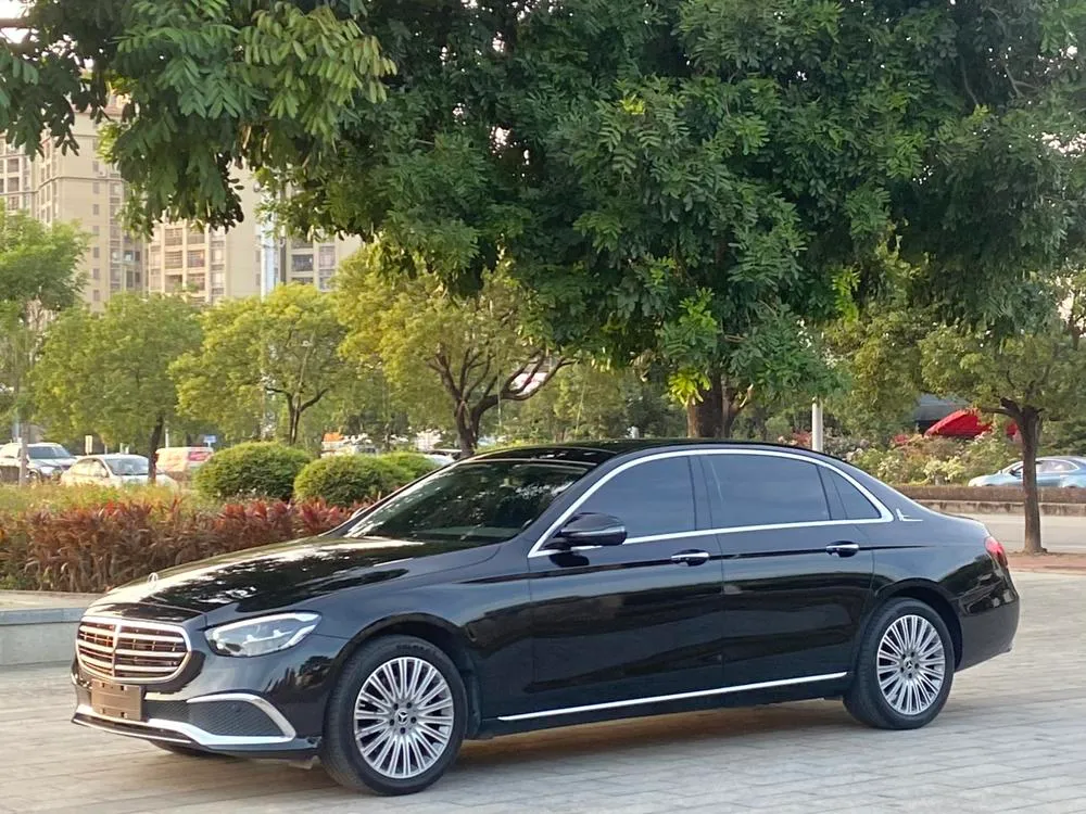 Mercedes-Benz E-Class, 2022