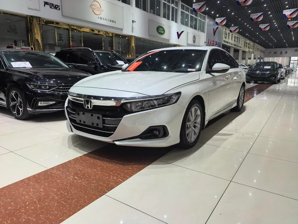 Honda Accord 260TURBO Luxury Edition, 2022 — фото 1
