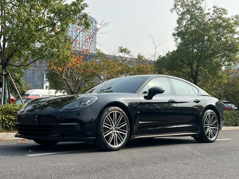 Porsche Panamera, 2017