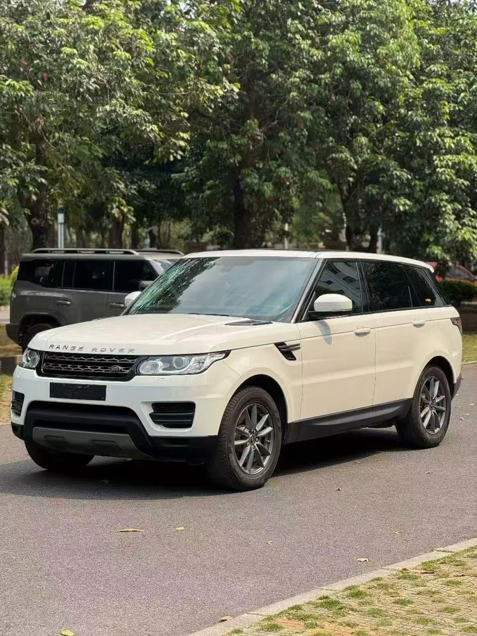 Land Rover Range Rover Sport 3.0T Parallel Import, 2017 — фото 1