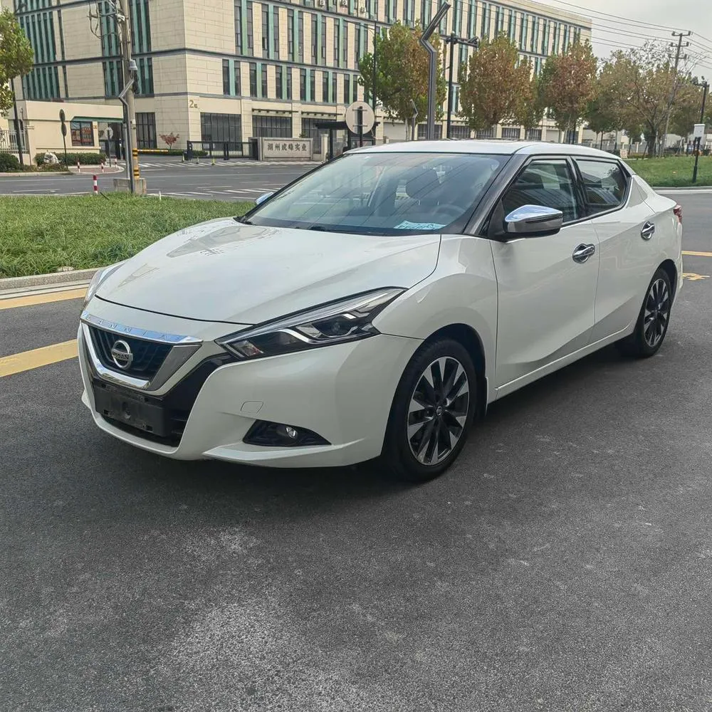 Nissan Bluebird 1.6L CVT Cool Edition, 2016 — фото 1