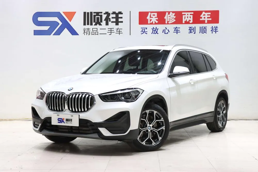 БМВ X1 sDrive25Li Leading Version, 2021 — фото 1