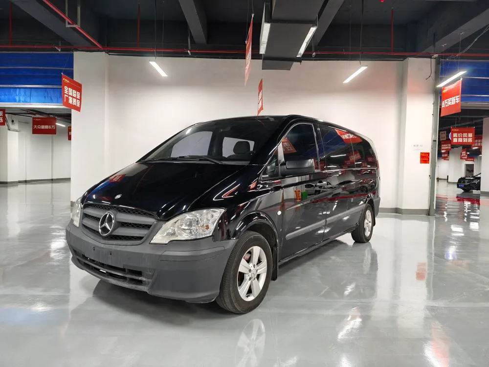 Mercedes-Benz Vito 3.0L Elite Edition, 2013 — фото 1