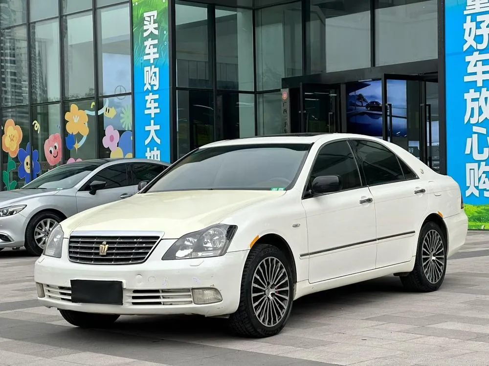 Toyota Crown, 2006