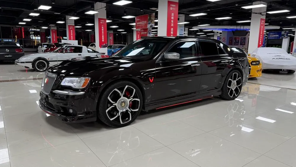 Chrysler 300C (Import) 3.6L Prestige Edition, 2013 — фото 1