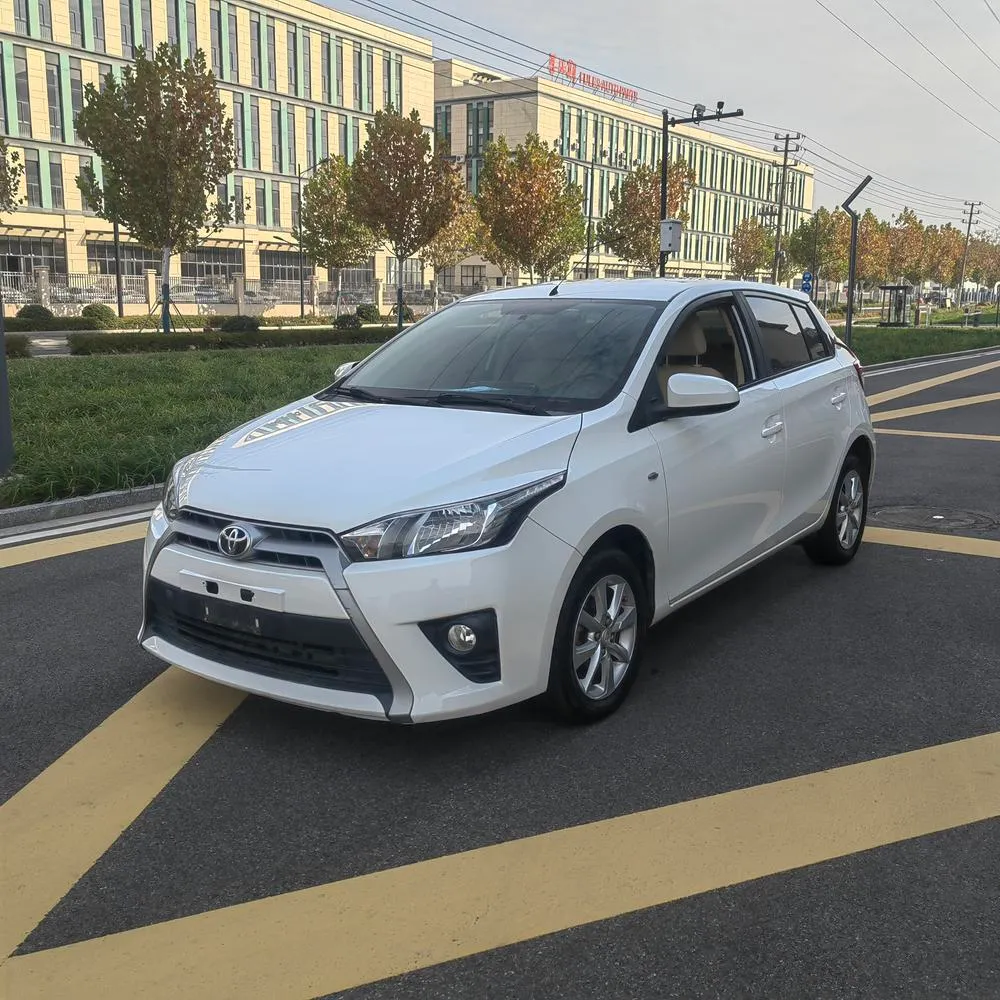 Toyota Yaris L 1.5G Auto Stylish Edition, 2014 — фото 1