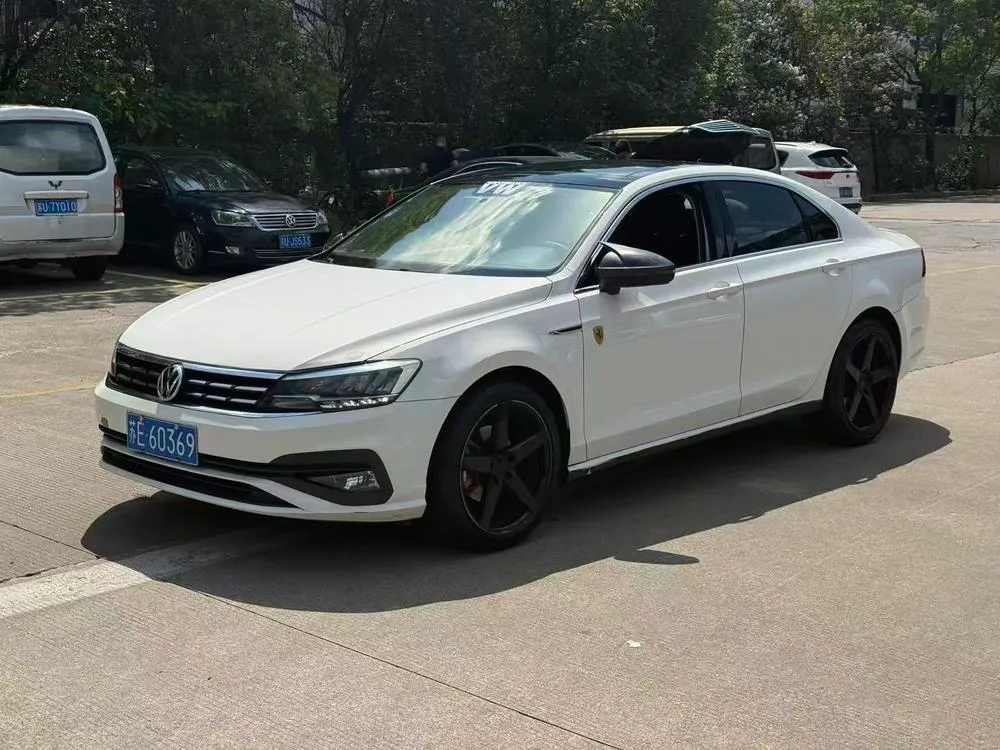 Volkswagen Lamando 230TSI DSG Style Edition CN5, 2019 — фото 1