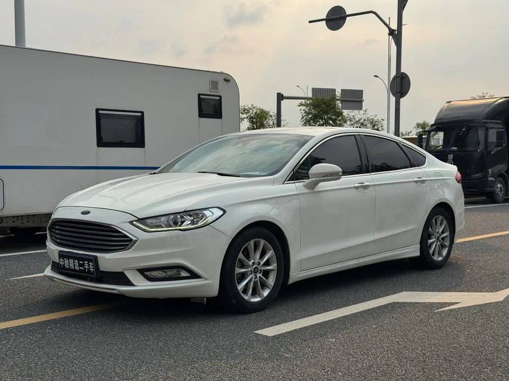 Ford Mondeo Facelift EcoBoost 180 Fashion Version, 2017 — фото 1