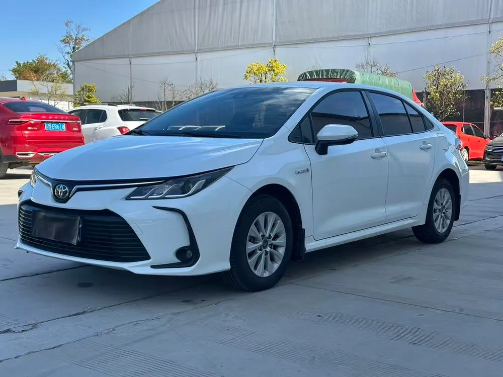 Toyota Corolla Dual Engine 1.8L E-CVT Edition, 2022 — фото 1