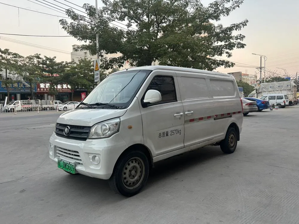 Xinlongma Keyton M70 EV, 2020